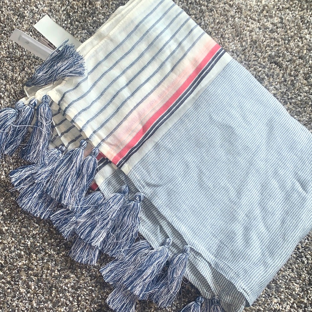 Loft scarf